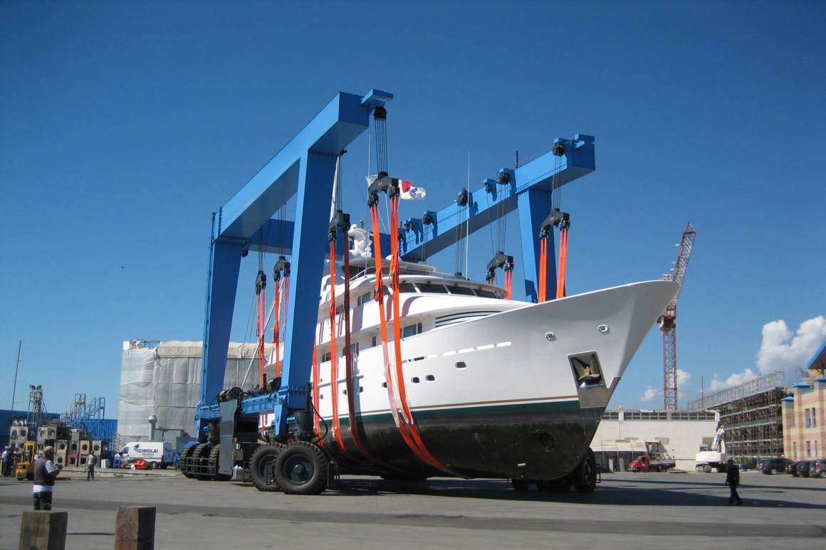customized-travel-lift-7